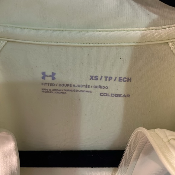 Under Armour colorgear Women's Neon Yellow Long Sleeve pullover - Picture 2 of 11